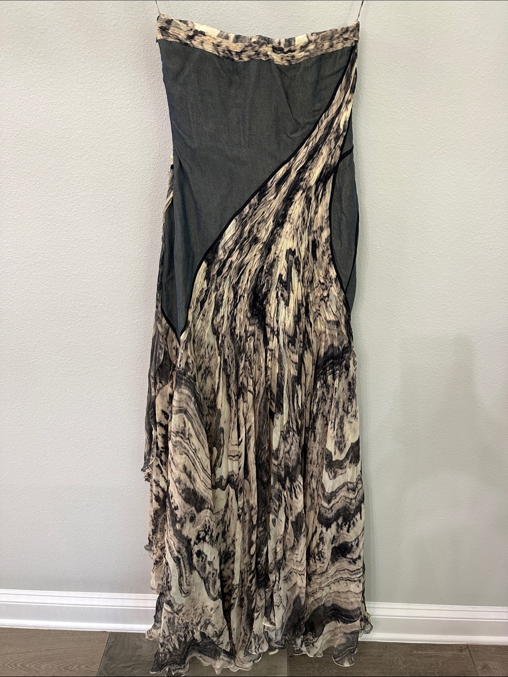 Carlos Miele Strapless Gray and Marble Maxi Dress - Picture 8 of 9